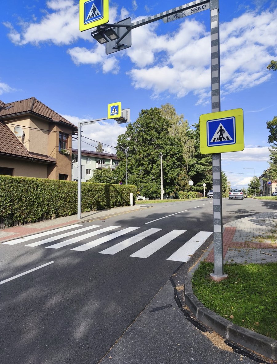 Realizace přechodu pro chodce na ulici Anenská ve spolupráci s obcí Šenov u Nového Jičína