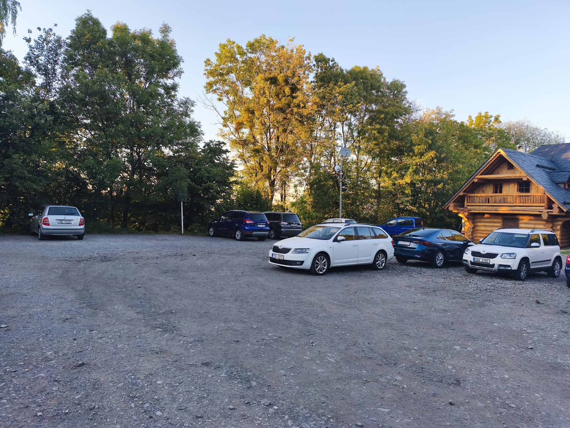Parkoviště Na Skalkách – místo technických úprav