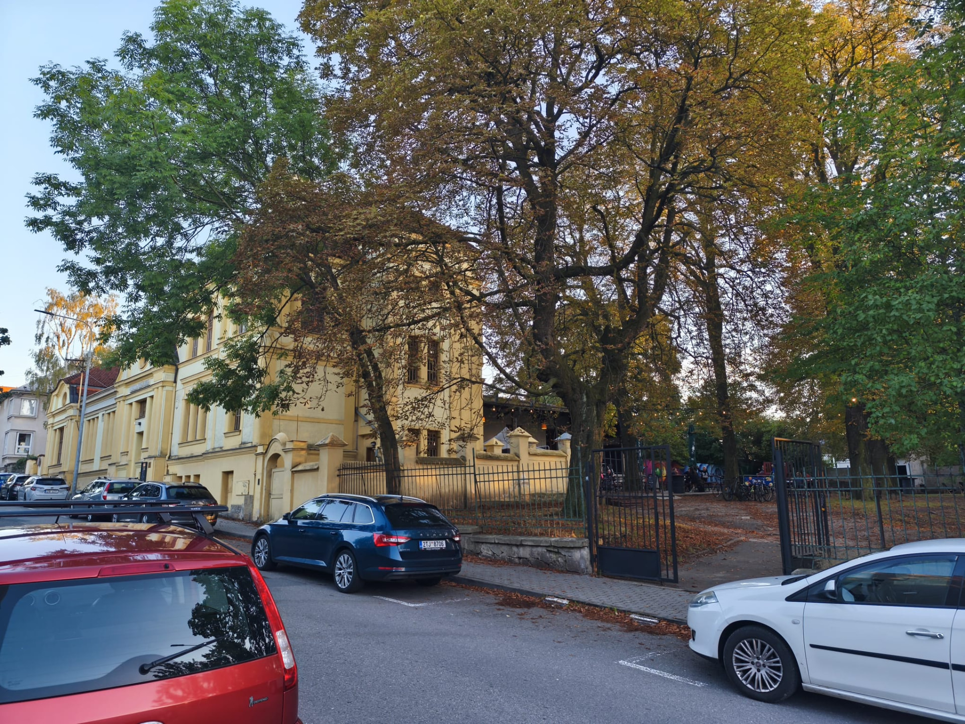 Okolí restaurace Nové Slunce – prostor plánovaného kulturního domu