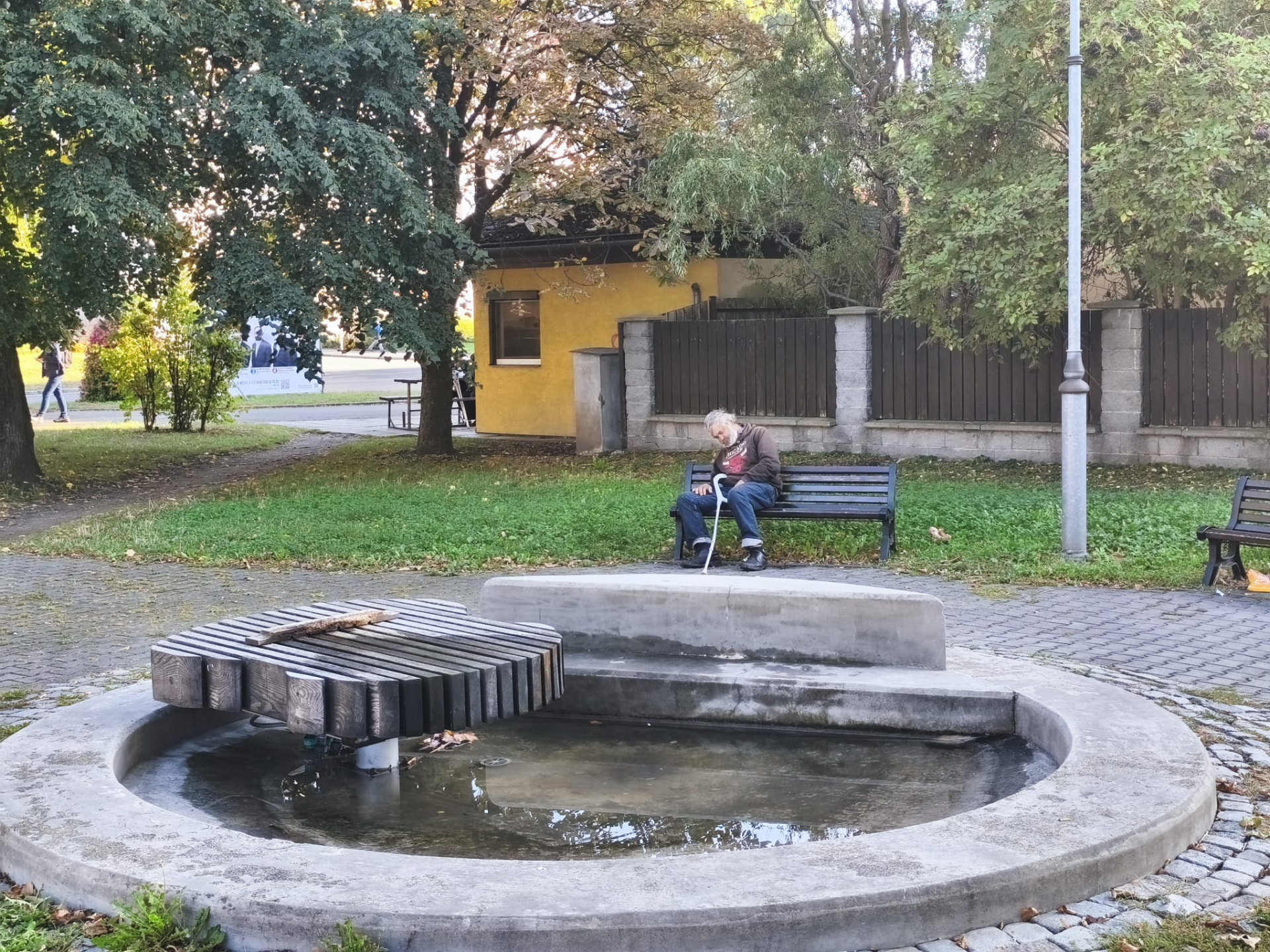 Park u autobusového nádraží – přilehlé prostranství ke kamerovému dohledu
